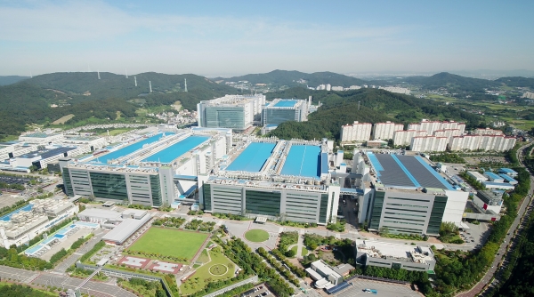 삼성디스플레이, 멈췄던 아산 2단지 다시 키운다…67조 미래 클러스터 청사진